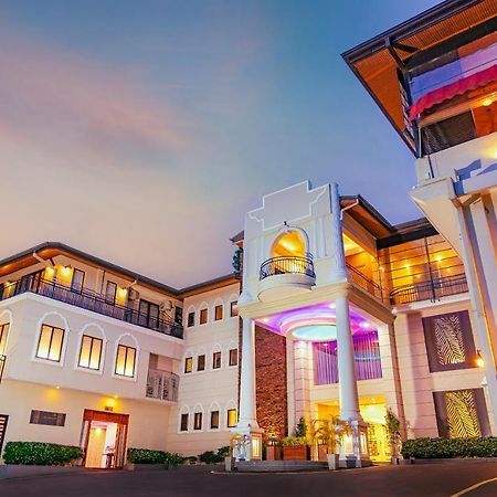 Royal Classic Resort キャンディー エクステリア 写真